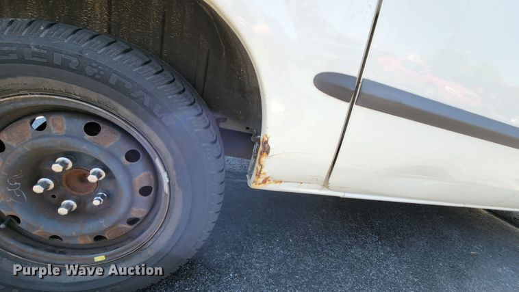 image for item MK9028 2002 Dodge Grand Caravan SE  van