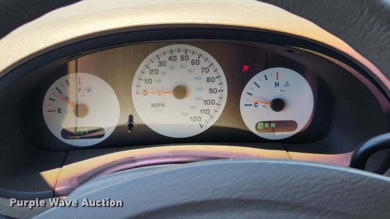 image for item MK9028 2002 Dodge Grand Caravan SE  van