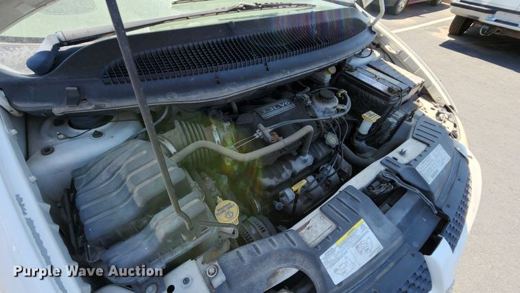 image for item MK9028 2002 Dodge Grand Caravan SE  van
