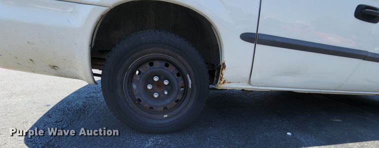 image for item MK9028 2002 Dodge Grand Caravan SE  van