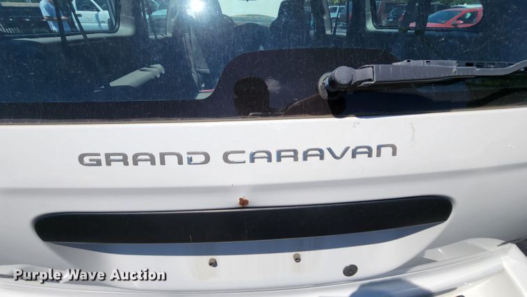 image for item MK9028 2002 Dodge Grand Caravan SE  van