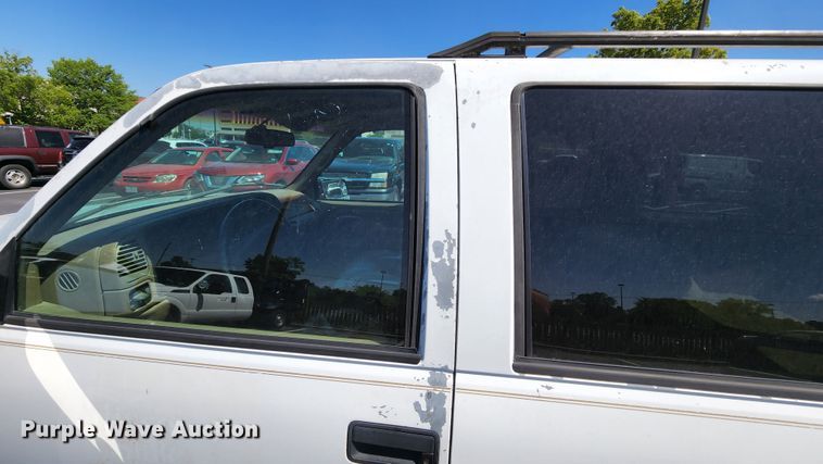 image for item MK9032 1995 Chevrolet Tahoe 1500  SUV