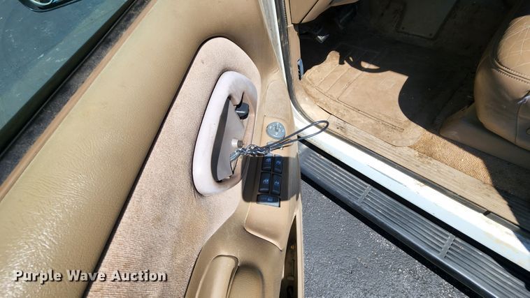 image for item MK9032 1995 Chevrolet Tahoe 1500  SUV