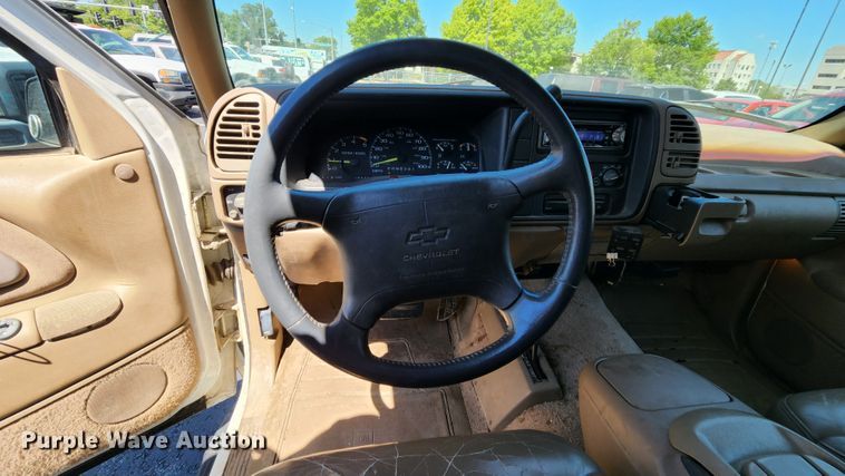 image for item MK9032 1995 Chevrolet Tahoe 1500  SUV