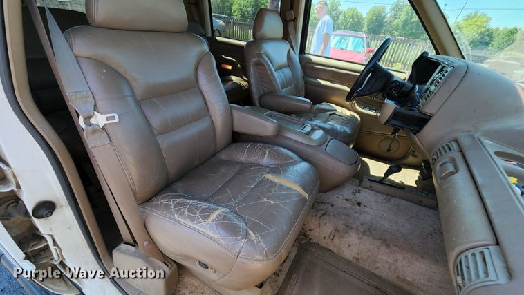 image for item MK9032 1995 Chevrolet Tahoe 1500  SUV