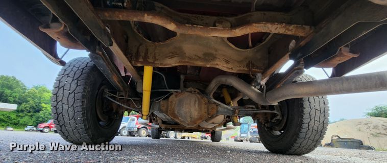 image for item MK9036 2003 Chevrolet Silverado 2500HD  pickup truck