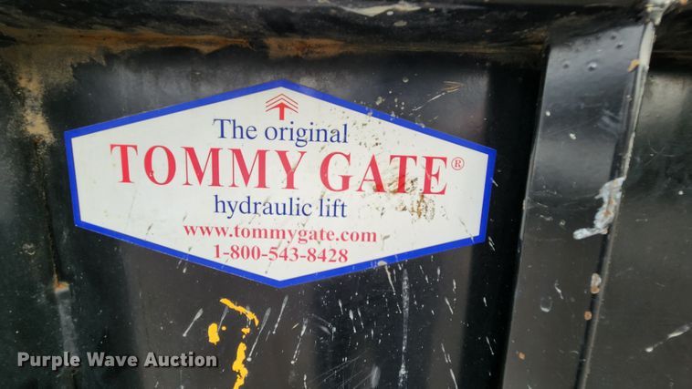 image for item MK9036 2003 Chevrolet Silverado 2500HD  pickup truck