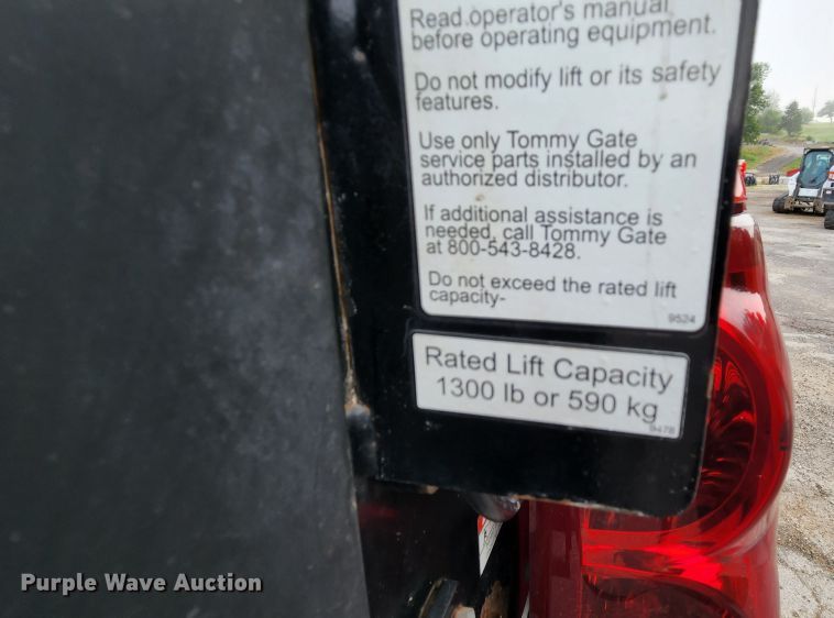 image for item MK9036 2003 Chevrolet Silverado 2500HD  pickup truck