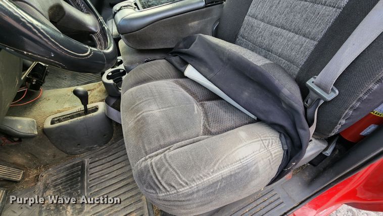 image for item MK9036 2003 Chevrolet Silverado 2500HD  pickup truck