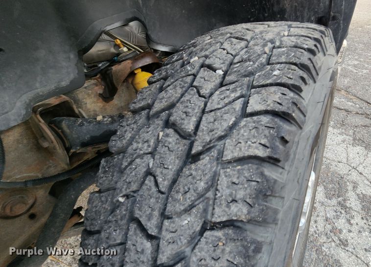 image for item MK9036 2003 Chevrolet Silverado 2500HD  pickup truck