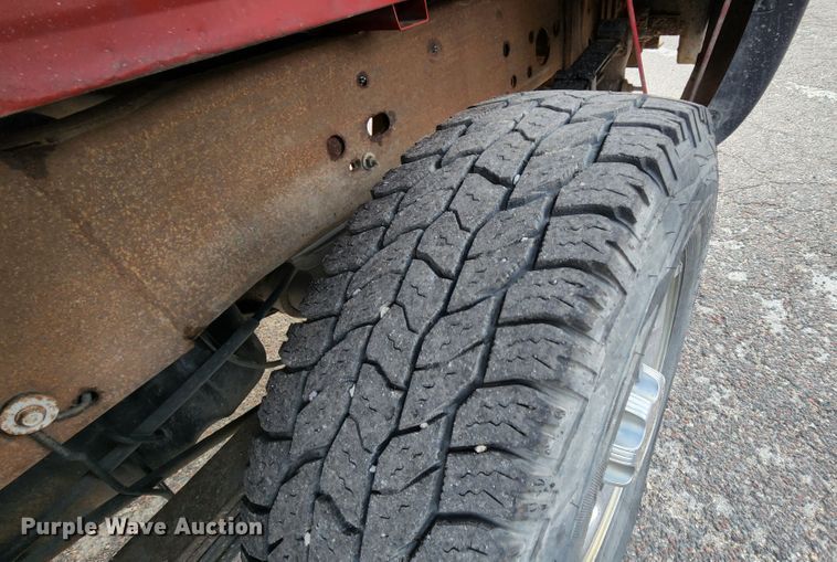 image for item MK9036 2003 Chevrolet Silverado 2500HD  pickup truck