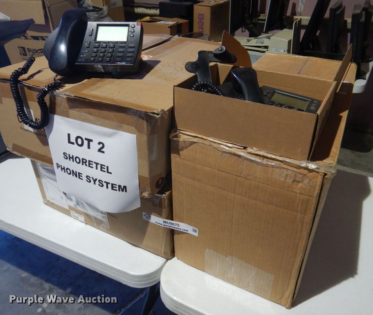 image for item MU9675 Shoretel 230  phone system