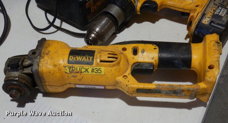 image for item MU9679 Tools