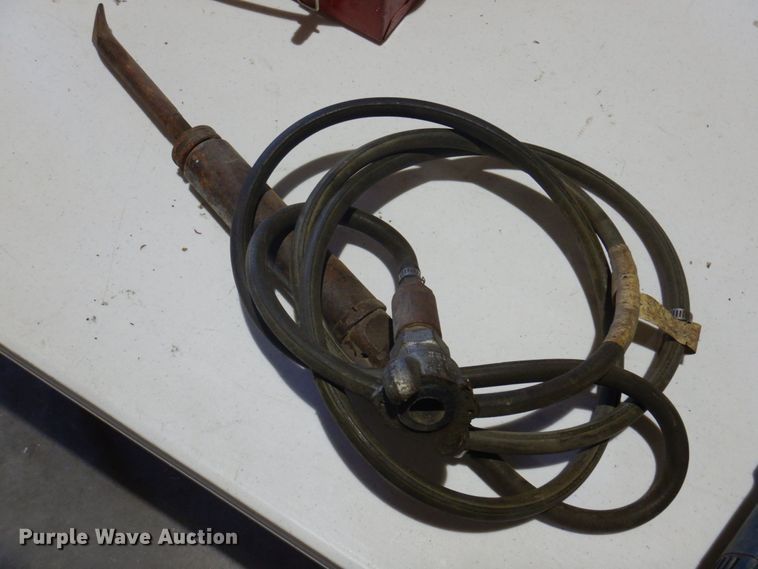 image for item MU9679 Tools