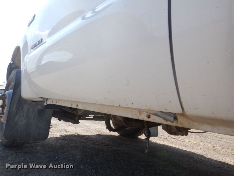 image for item MU9691 2001 Ford F550 Super Duty XL  utility / service truck