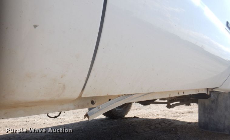 image for item MU9691 2001 Ford F550 Super Duty XL  utility / service truck