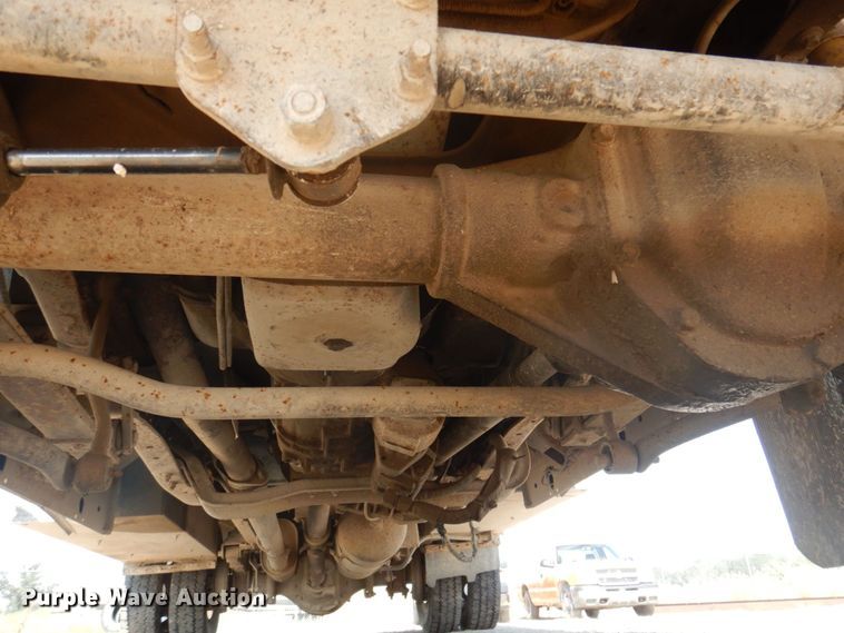 image for item MU9691 2001 Ford F550 Super Duty XL  utility / service truck