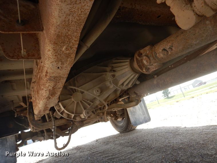 image for item MU9691 2001 Ford F550 Super Duty XL  utility / service truck