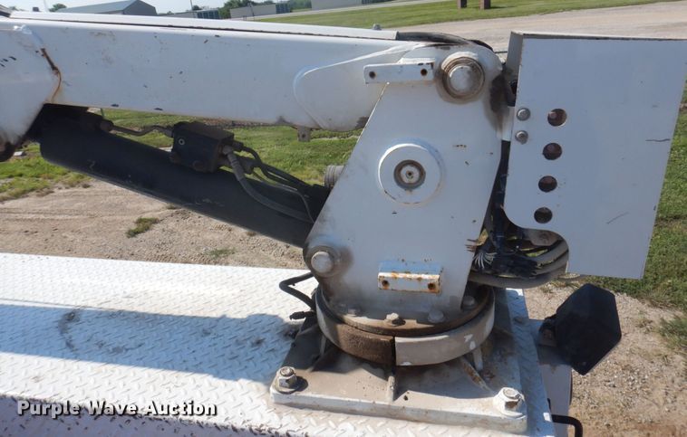 image for item MU9691 2001 Ford F550 Super Duty XL  utility / service truck