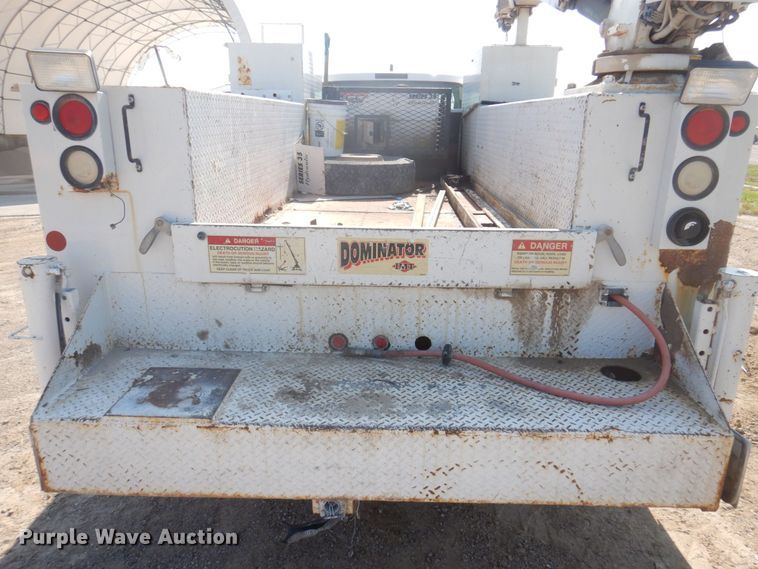 image for item MU9691 2001 Ford F550 Super Duty XL  utility / service truck