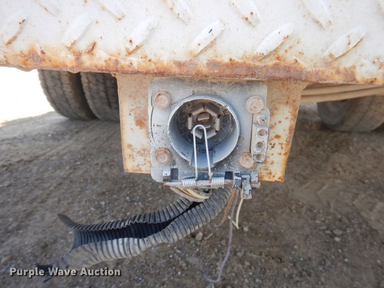 image for item MU9691 2001 Ford F550 Super Duty XL  utility / service truck