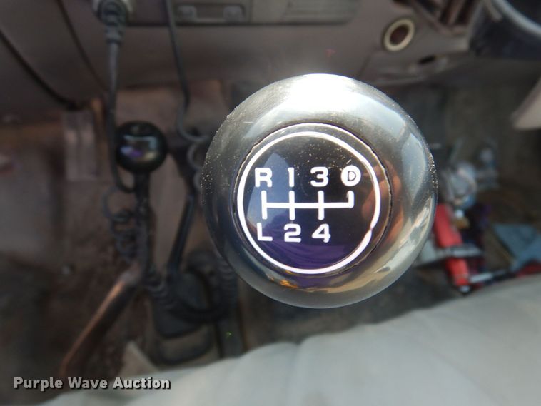 image for item MU9691 2001 Ford F550 Super Duty XL  utility / service truck