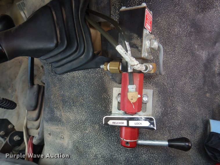 image for item MU9691 2001 Ford F550 Super Duty XL  utility / service truck