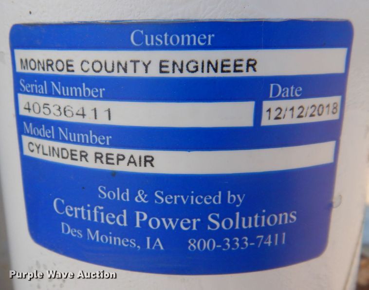 image for item MU9691 2001 Ford F550 Super Duty XL  utility / service truck