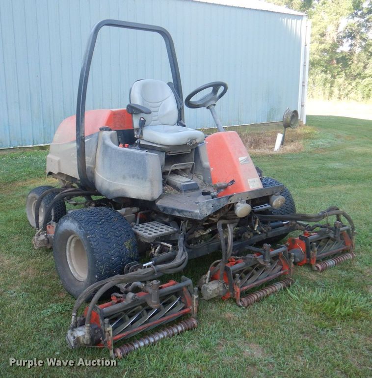 image for item MU9699 2007 Jacobsen  reel mower