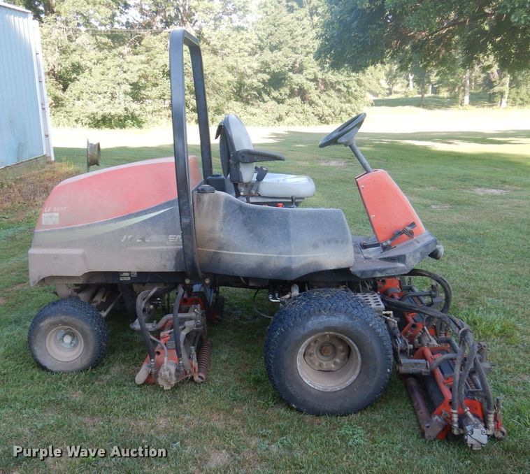 image for item MU9699 2007 Jacobsen  reel mower