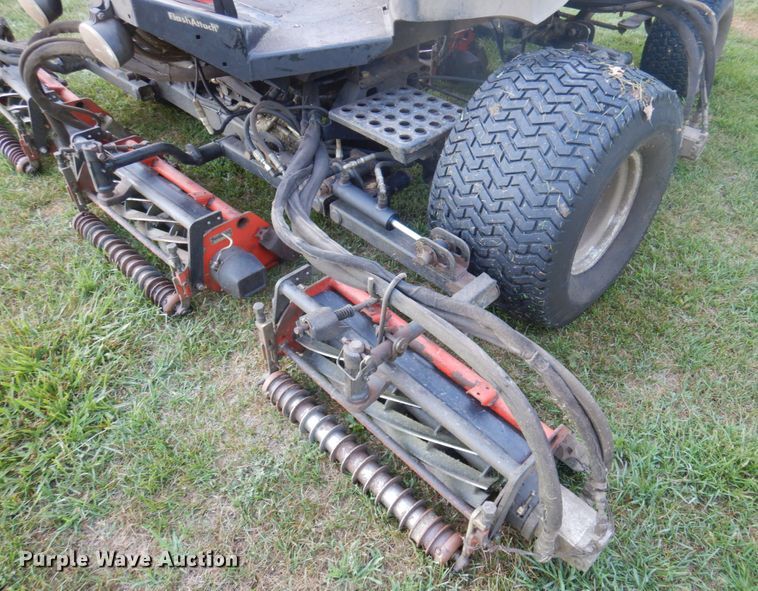 image for item MU9699 2007 Jacobsen  reel mower