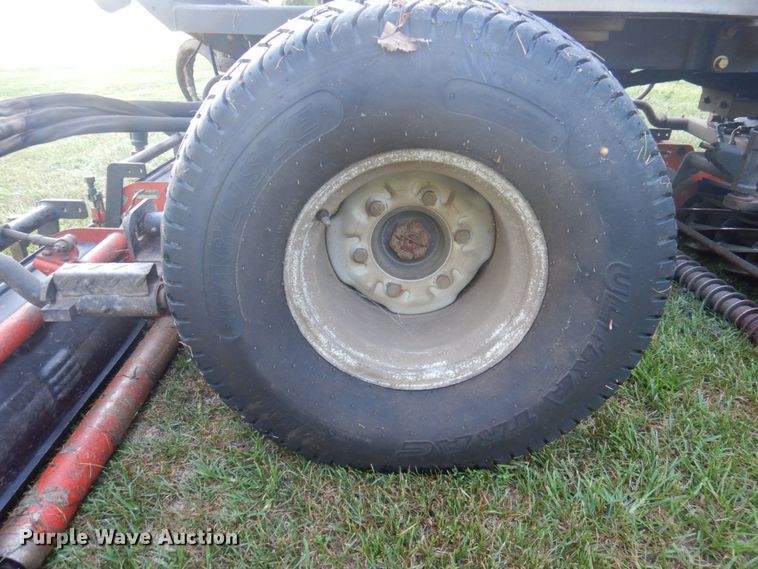 image for item MU9699 2007 Jacobsen  reel mower