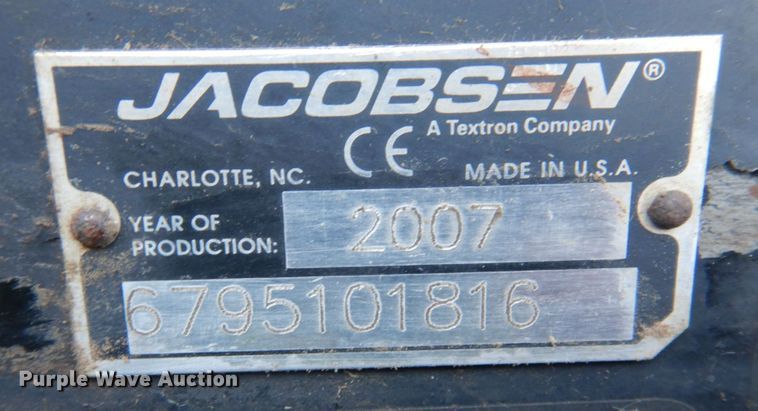 image for item MU9699 2007 Jacobsen  reel mower