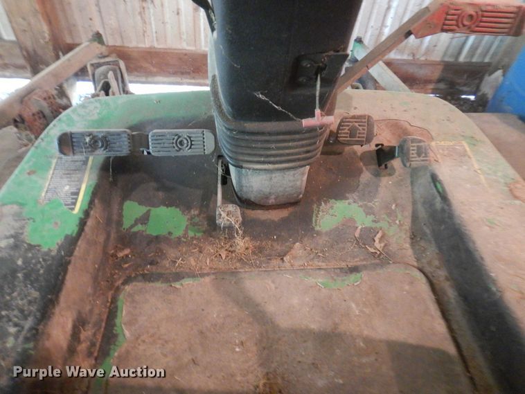 image for item MU9702 John Deere 1435  lawn mower