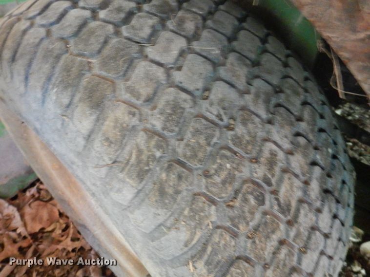 image for item MU9702 John Deere 1435  lawn mower