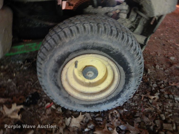 image for item MU9702 John Deere 1435  lawn mower