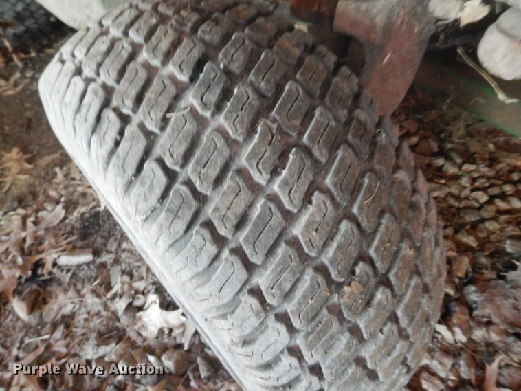 image for item MU9702 John Deere 1435  lawn mower