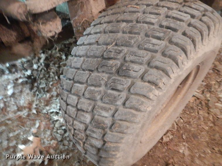 image for item MU9702 John Deere 1435  lawn mower