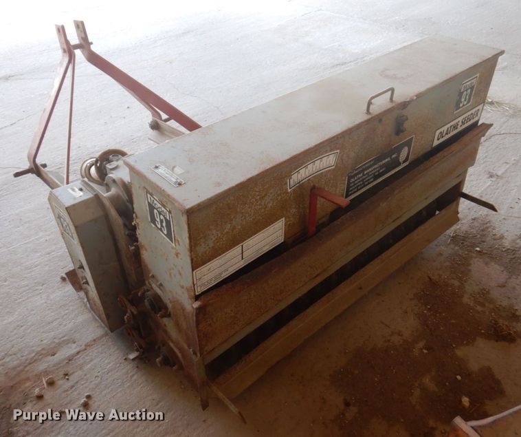 image for item MU9703 Olathe  seeder/aerator