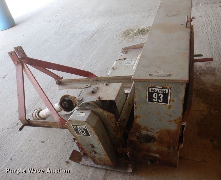 image for item MU9703 Olathe  seeder/aerator