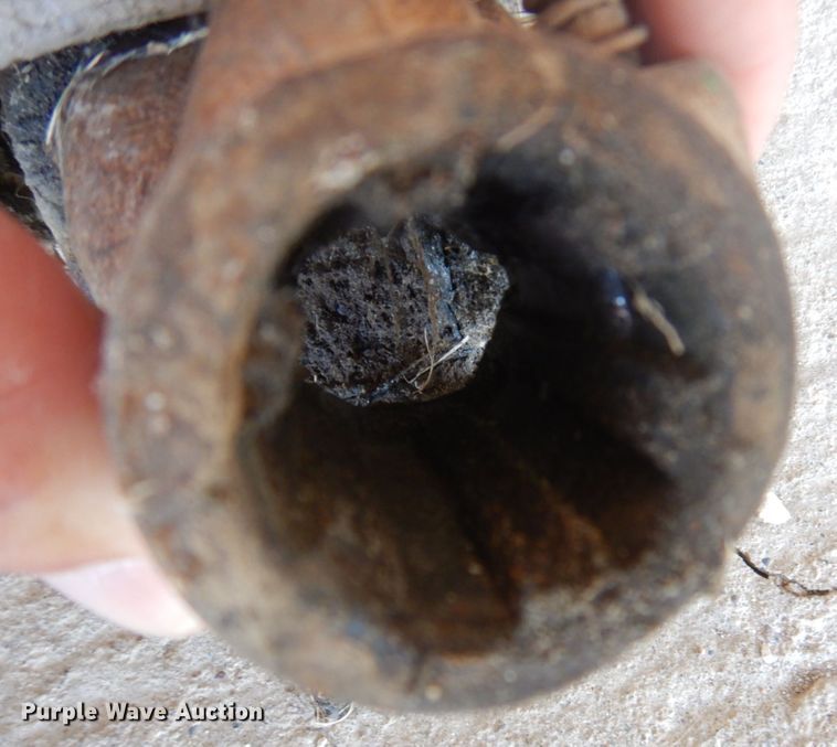 image for item MU9703 Olathe  seeder/aerator