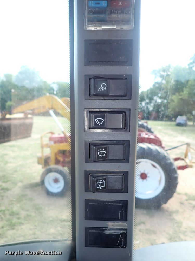 image for item DF5062 New Holland TN65  tractor