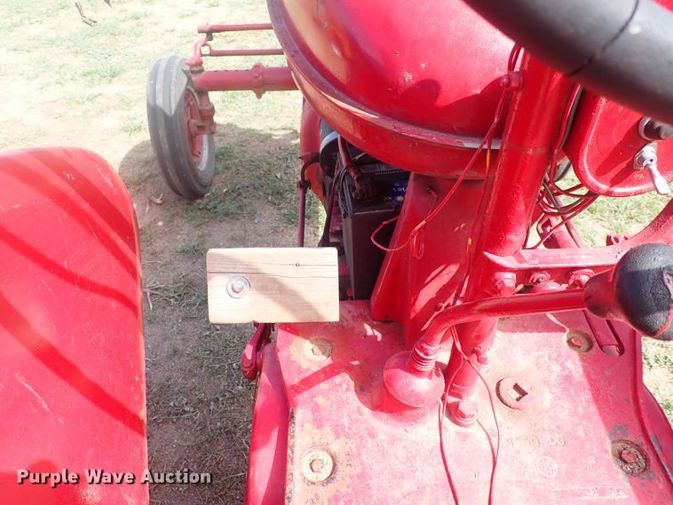 image for item DF5064 Farmall M  tractor