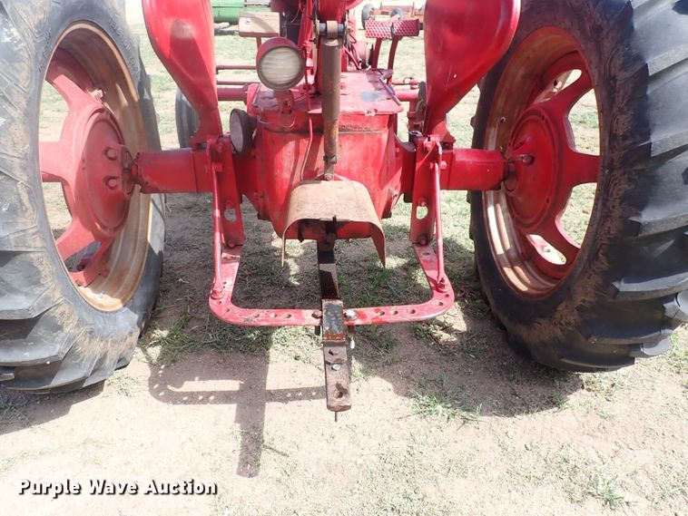 image for item DF5064 Farmall M  tractor