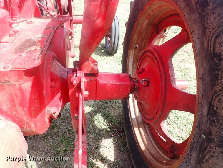 image for item DF5064 Farmall M  tractor
