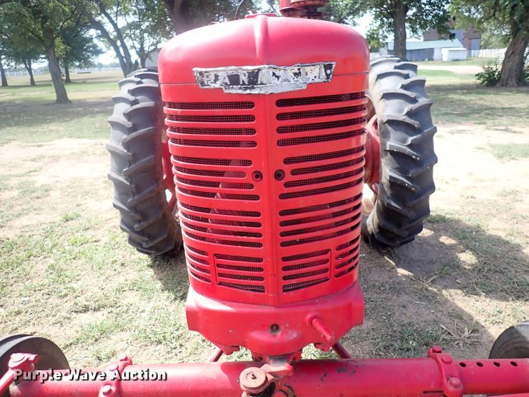 image for item DF5064 Farmall M  tractor