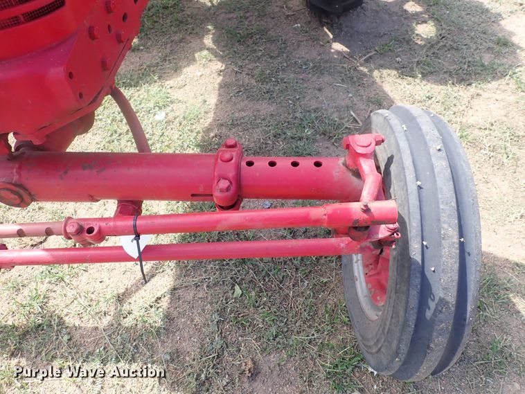 image for item DF5064 Farmall M  tractor