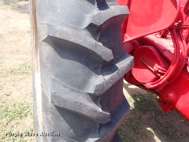 image for item DF5064 Farmall M  tractor