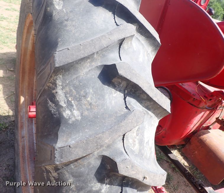 image for item DF5064 Farmall M  tractor