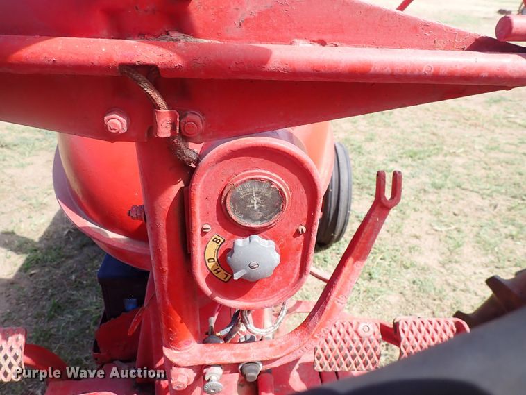 image for item DF5065 Farmall M  tractor